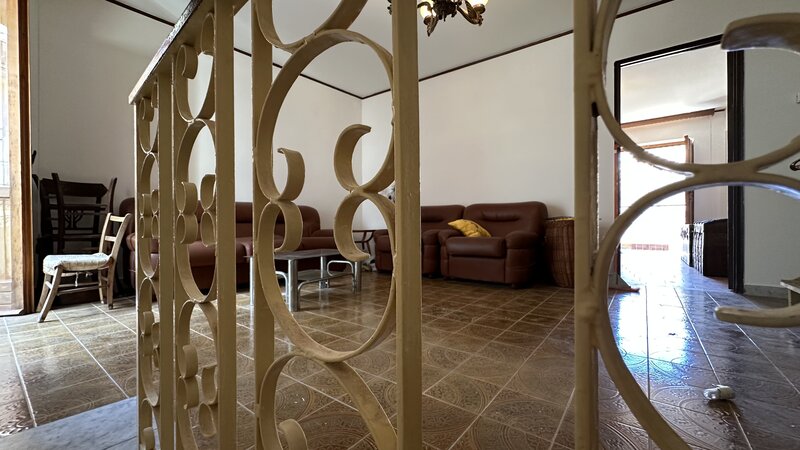 na sprzedaż odnowiony dom w miasteczku paola w kalabrii we włoszech