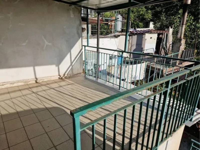 dom na sprzedaż z prywatnym ogrodem acquappesa we włoszech