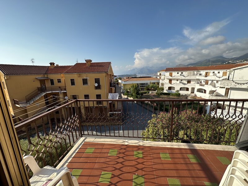 duze mieszkanie na sprzedaz w San Nicola Arcella we Wloszech