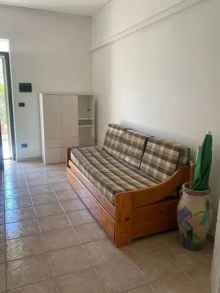 przestronne mieszkanie z ogrodem na sprzedaż w belvedere marittimo we włoszech