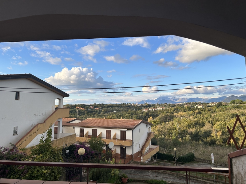 Mieszkanie na sprzedaż z balkonem w Kalabrii