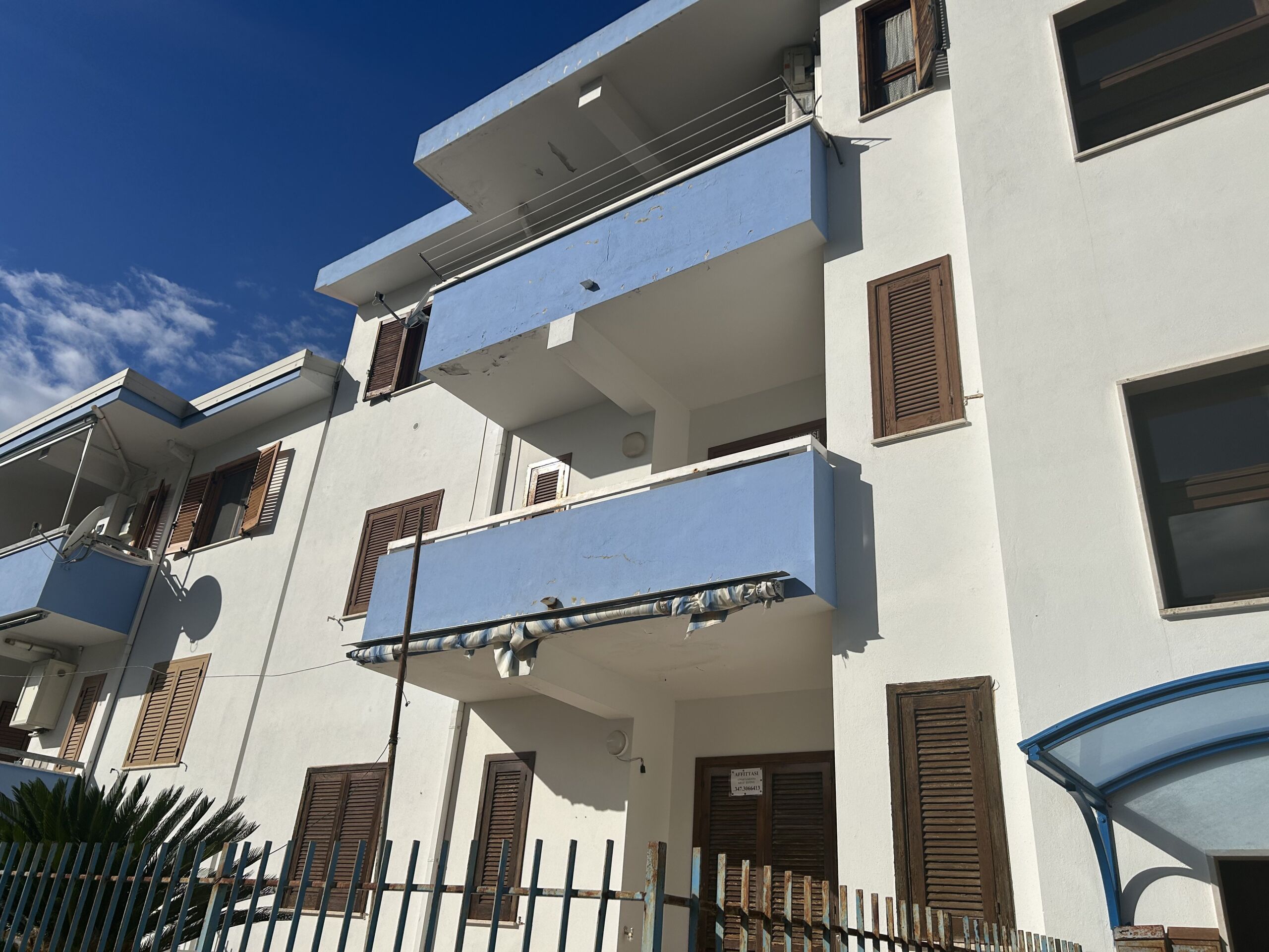 Mieszkanie na sprzedaż z widokiem na góry w miejscowości Acquappesa