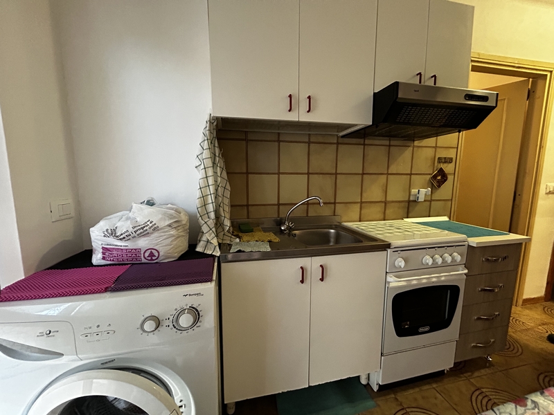 wygodne mieszkanie na sprzedaż w sercu miasteczka Scalea w Kalabrii