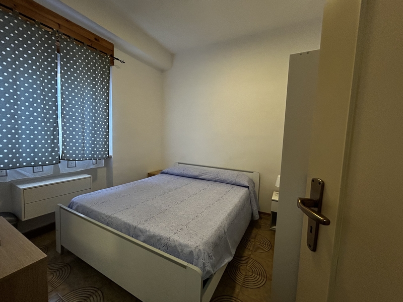 komfortowe mieszkanie na sprzedaż w centrum miasteczka Scalea w południowych Włoszech