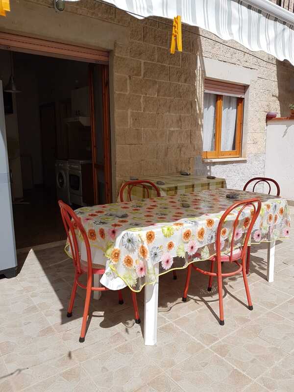 dwupokojowe mieszkanie na sprzedaż w centrum miasteczka Scalea we Włoszech