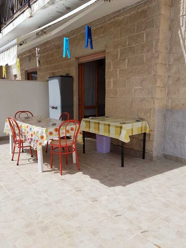 wygodne mieszkanie na sprzedaż w sercu miasteczka Scalea w Kalabrii