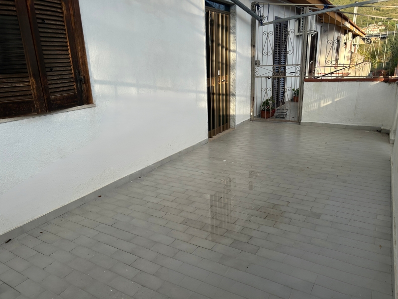 Mieszkanie na sprzedaż w Scalea z widokiem