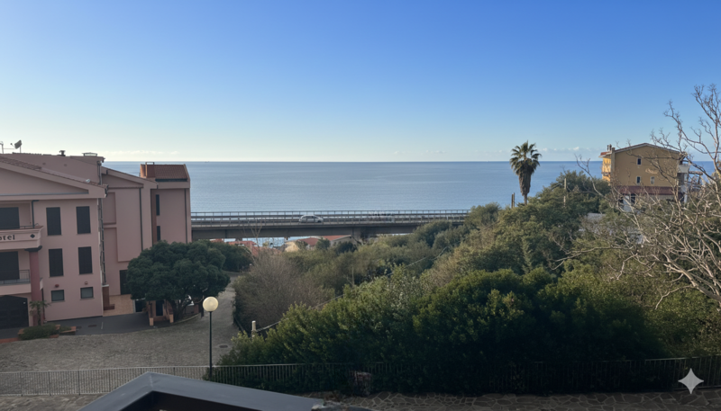 ustawne mieszkanie na sprzedaż 200 metrów od plaży w Acquappesa w Kalabrii