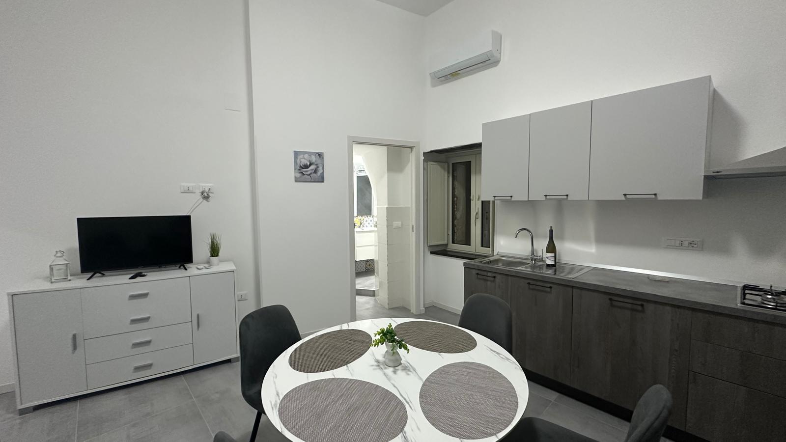 ładne-apartamenty-na-sprzedaż-w-centrum-san-lucido-w-kalabrii ładne apartamenty na sprzedaż w centrum San Lucido w Kalabrii