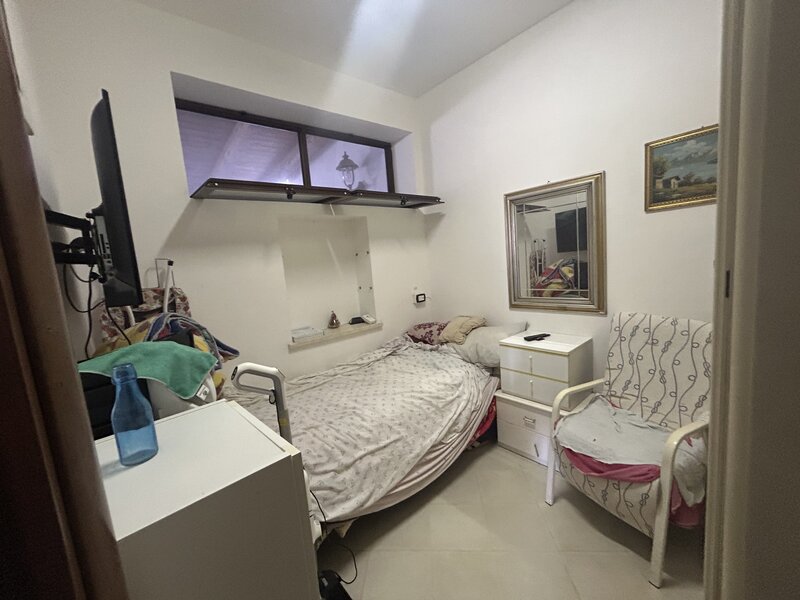 wygodne mieszkanie na sprzedaż z dużym tarasem w południowych włoszech w scalei