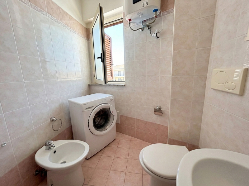 komfortowa nieruchomość na sprzedaż w miasteczku San Lucido w Kalabrii