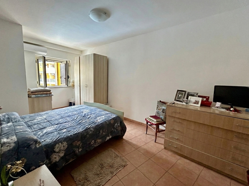 komfortowe mieszkanie na sprzedaż w południowych Włoszech w Kalabrii