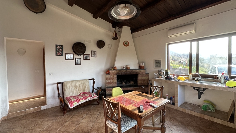 przestronny dom na sprzedaż w san nicola arcella we włoszech