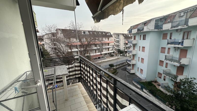 ładne mieszkanie z balkonami sprzedaż w scalea