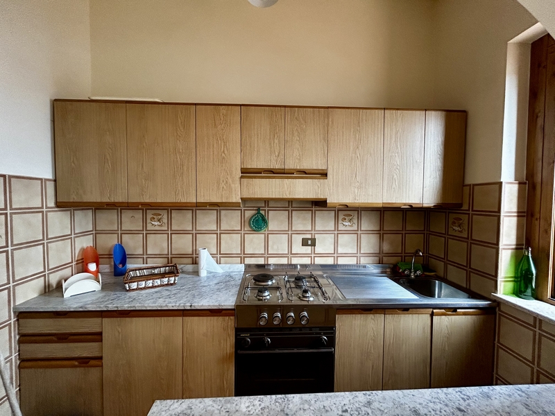 ładna nieruchomość na sprzedaż na ogrodzonym osiedlu w Scalea we Włoszech