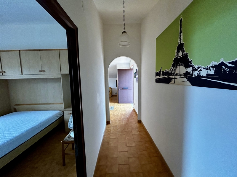 zadbane mieszkanie na sprzedaż z widokiem na morze i góry w Kalabrii w Scalea