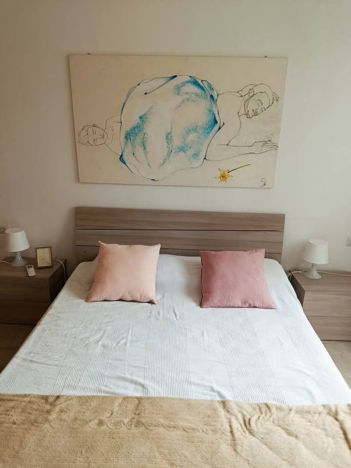 urokliwe mieszkanie na sprzedaż z balkonem w miejscowości Perledo w północnych Włoszech
