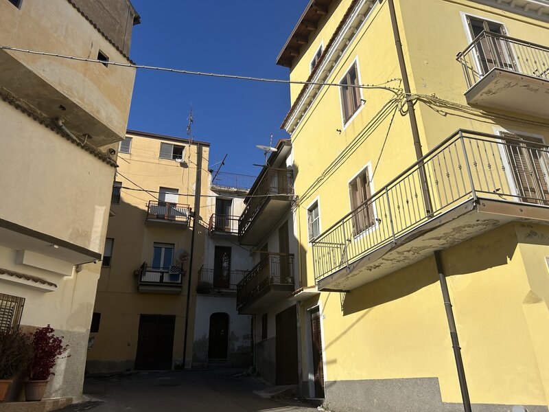 Featured image 4